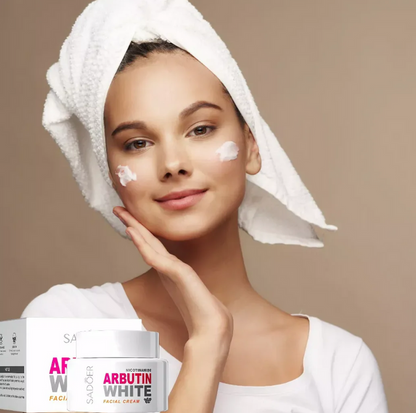 Arbutin Glow™ - Luce un rostro radiante y sin manchas